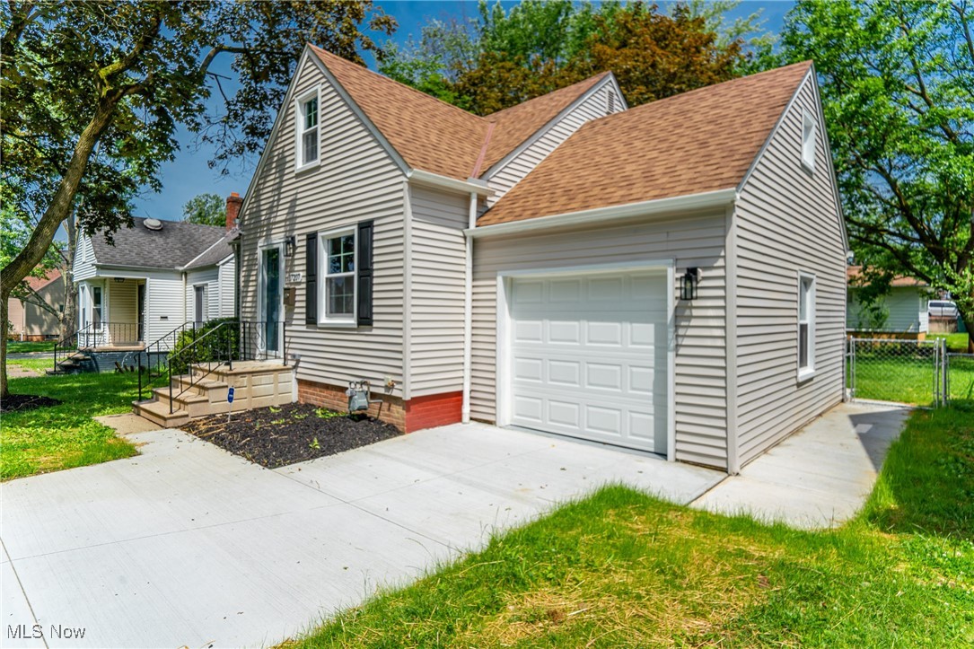 Maple Heights - Residential