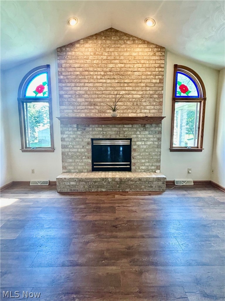 8707 Fairweather Trail