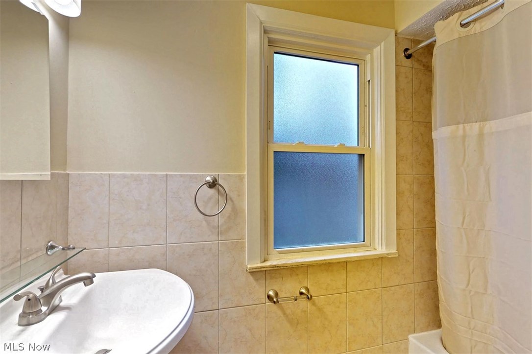 S & F Investment Cos Oxford - Residential
