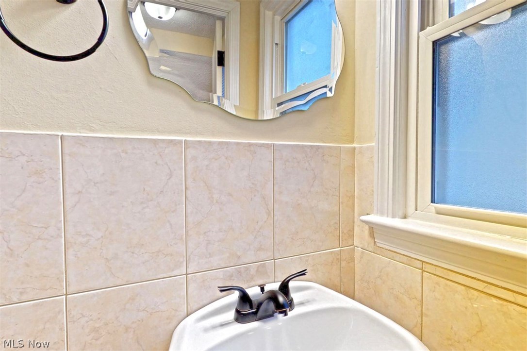 S & F Investment Cos Oxford - Residential