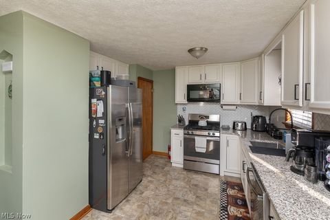 Tiny photo for 6365 Doncaster Avenue, Parma, OH 44129 (MLS # 5190086)