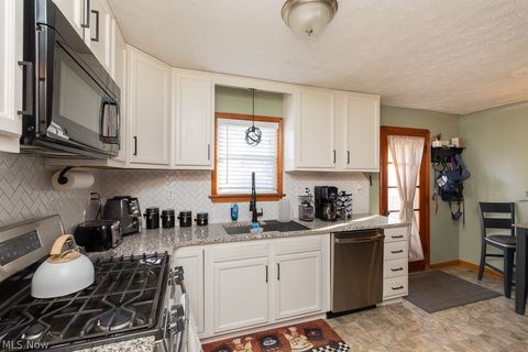 Tiny photo for 6365 Doncaster Avenue, Parma, OH 44129 (MLS # 5190086)