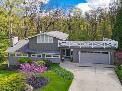 398 Hickory Hill Road Chagrin Falls OH 44022