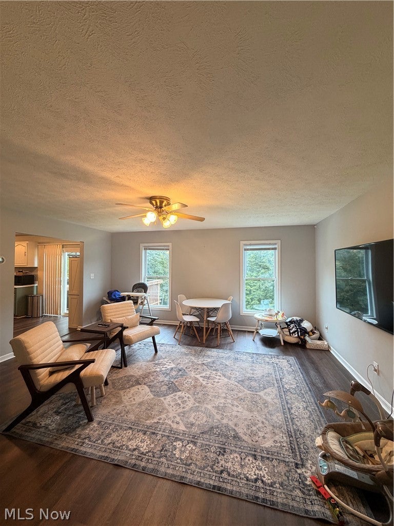 71240 Skyview Drive