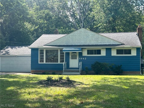 Tiny photo for 1842 Columbia Road, Westlake, OH 44145 (MLS # 5240754)