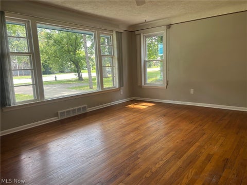 Tiny photo for 1842 Columbia Road, Westlake, OH 44145 (MLS # 5240754)