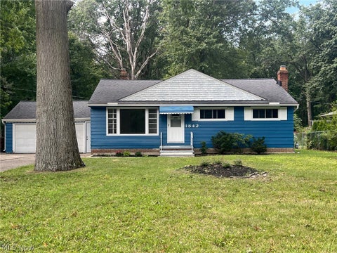 Photo of 1842 Columbia Road, Westlake, OH 44145 (MLS # 5240754)