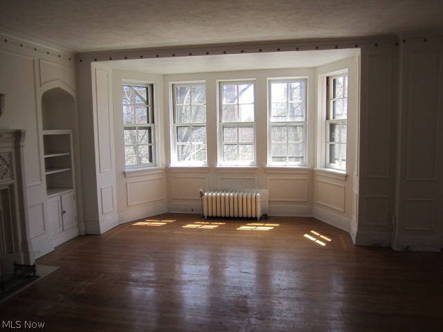 Moreland Courts Condo - Residential