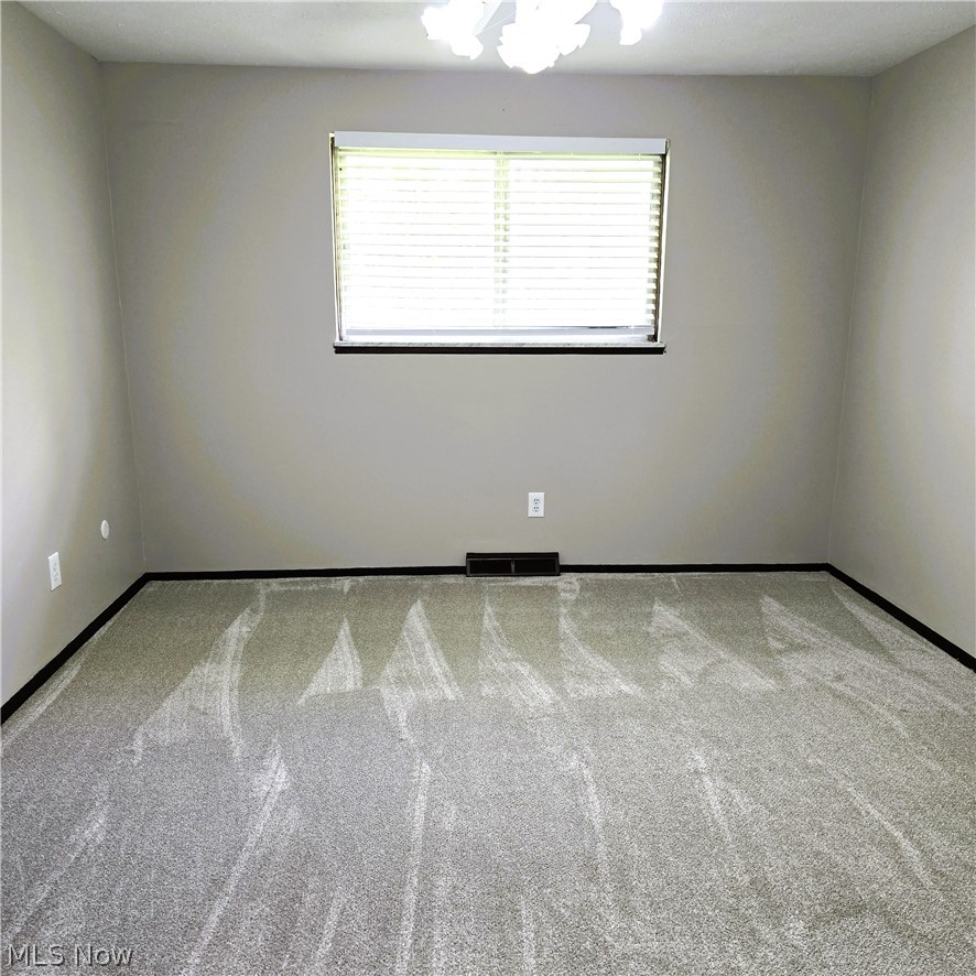 Hunting Mdws 04 - Residential