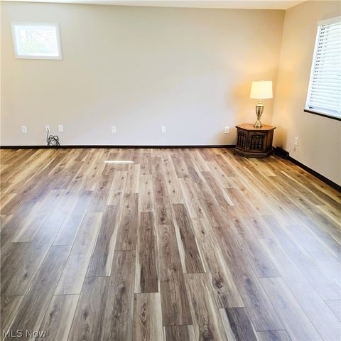 Tiny photo for 17016 Lanier Avenue, Strongsville, OH 44136 (MLS # 5203317)