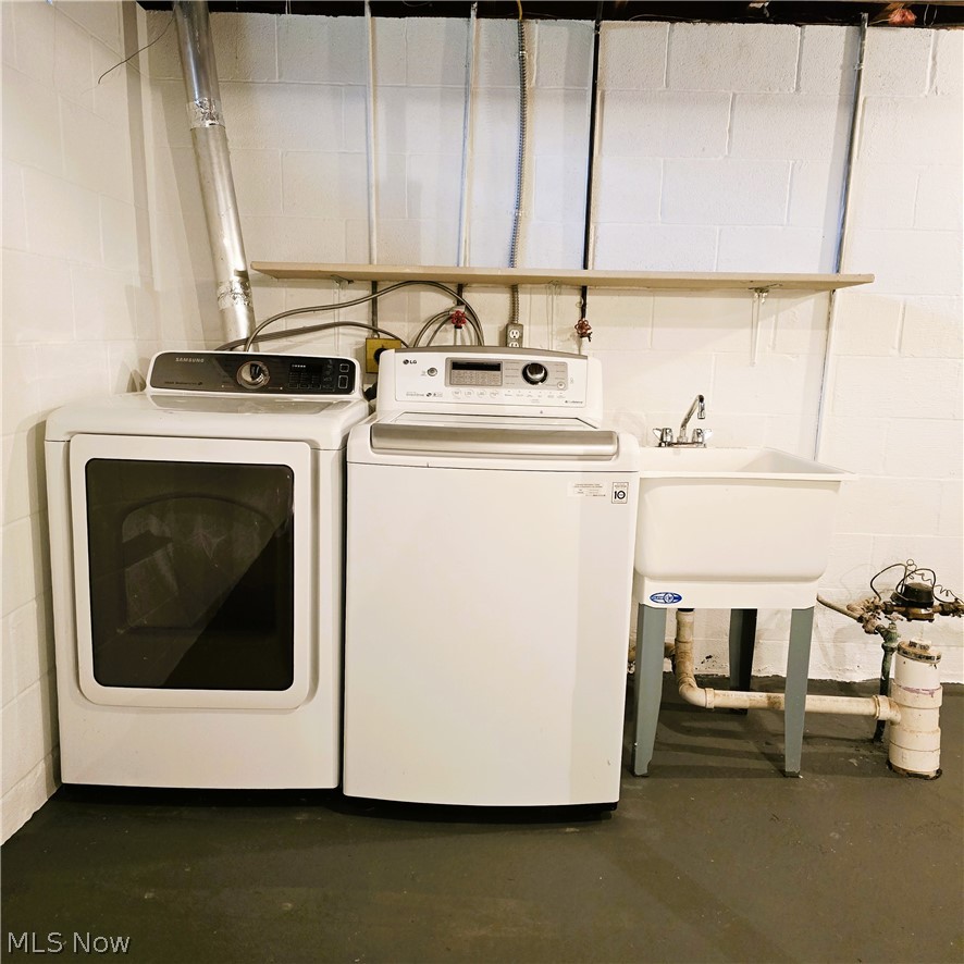 Hunting Mdws 04 - Residential