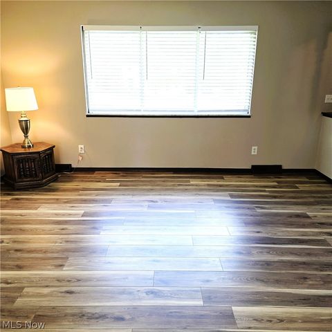 Tiny photo for 17016 Lanier Avenue, Strongsville, OH 44136 (MLS # 5203317)