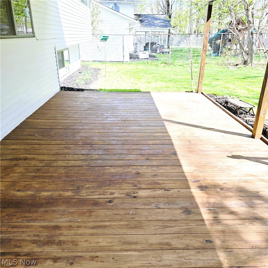 Hunting Mdws 04 - Residential