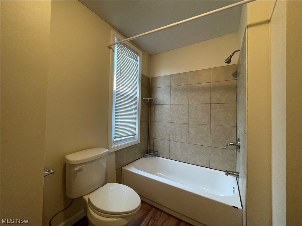 John & Charles Hartwicks - Residential Lease