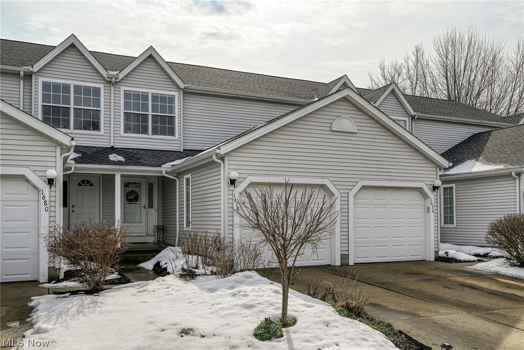 Photo of 1678 Sugar Maple Court, Streetsboro, OH 44241 (MLS # 5187664)