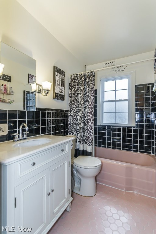 Broadfield 02/W H Teller - Residential