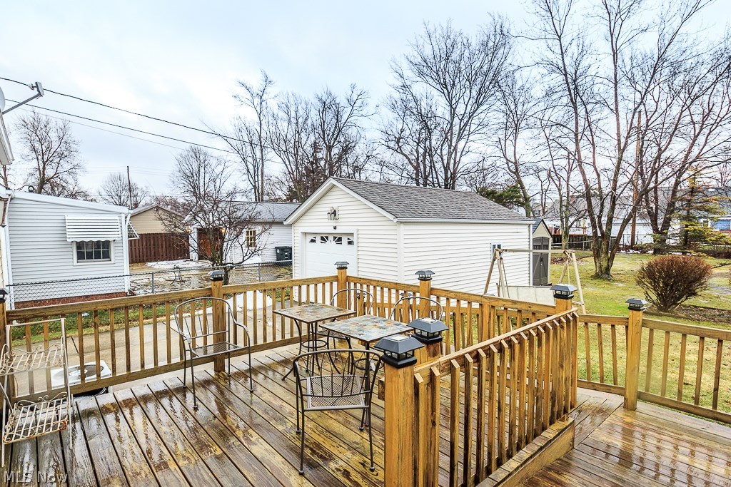 Broadfield 02/W H Teller - Residential