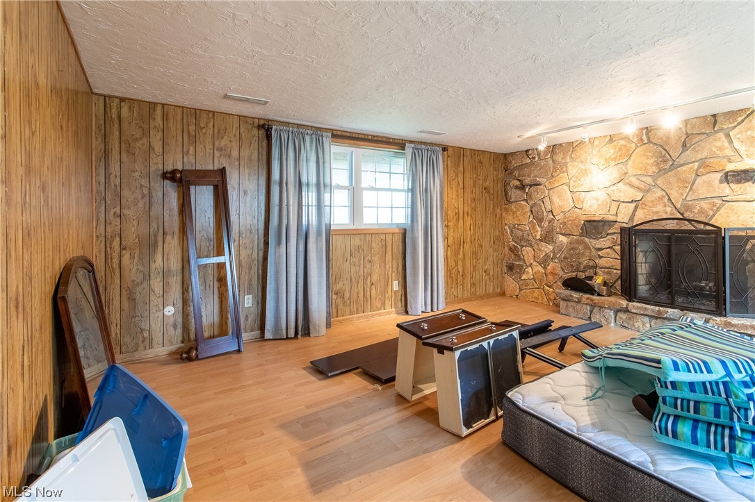 Suburban Estates - Residential