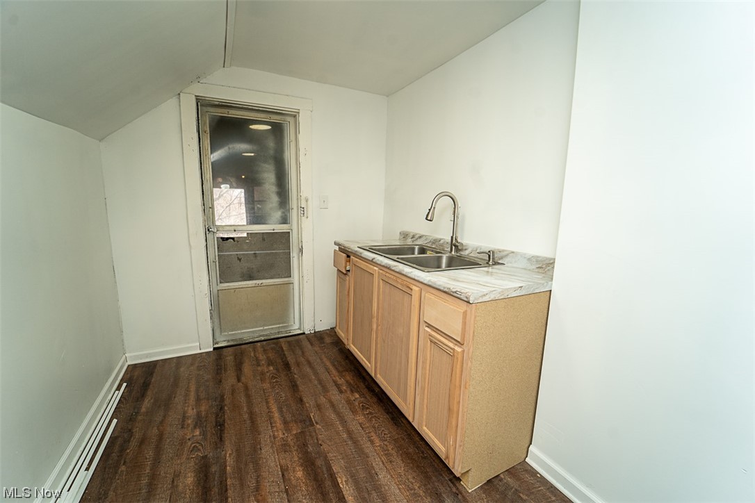 Blue Bond - Commercial Sale