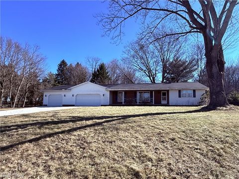 Tiny photo for 3194 Beaumont Avenue NW, Massillon, OH 44647 (MLS # 5189997)