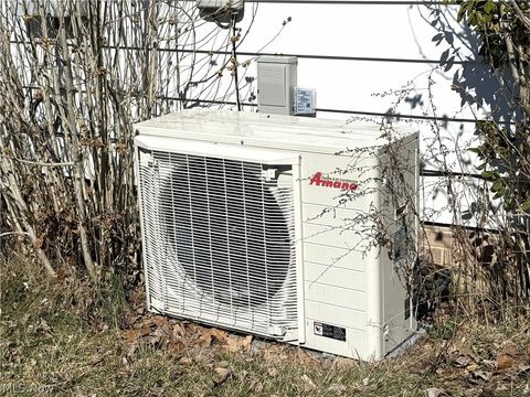 Tiny photo for 3194 Beaumont Avenue NW, Massillon, OH 44647 (MLS # 5189997)