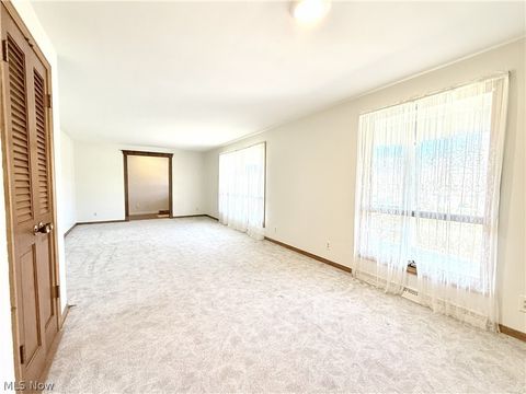 Tiny photo for 3194 Beaumont Avenue NW, Massillon, OH 44647 (MLS # 5189997)