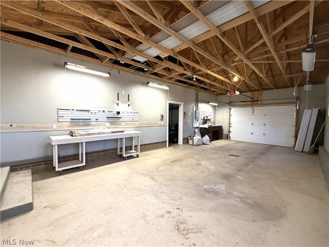 Tiny photo for 3194 Beaumont Avenue NW, Massillon, OH 44647 (MLS # 5189997)