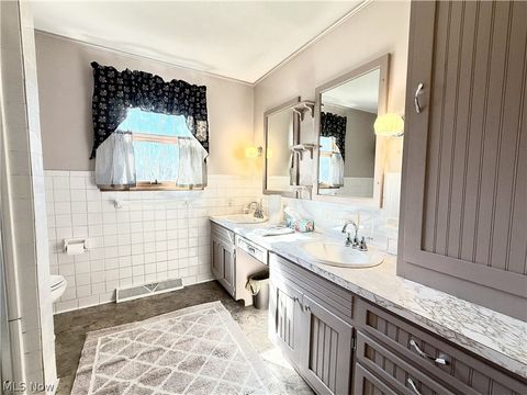 Tiny photo for 3194 Beaumont Avenue NW, Massillon, OH 44647 (MLS # 5189997)