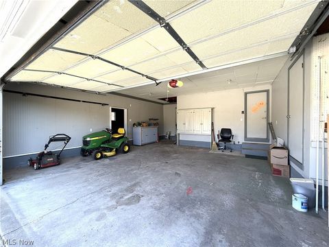 Tiny photo for 3194 Beaumont Avenue NW, Massillon, OH 44647 (MLS # 5189997)