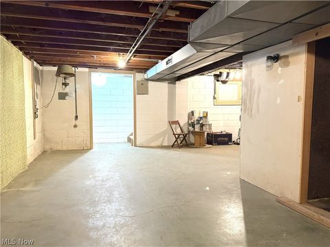 Tiny photo for 3194 Beaumont Avenue NW, Massillon, OH 44647 (MLS # 5189997)