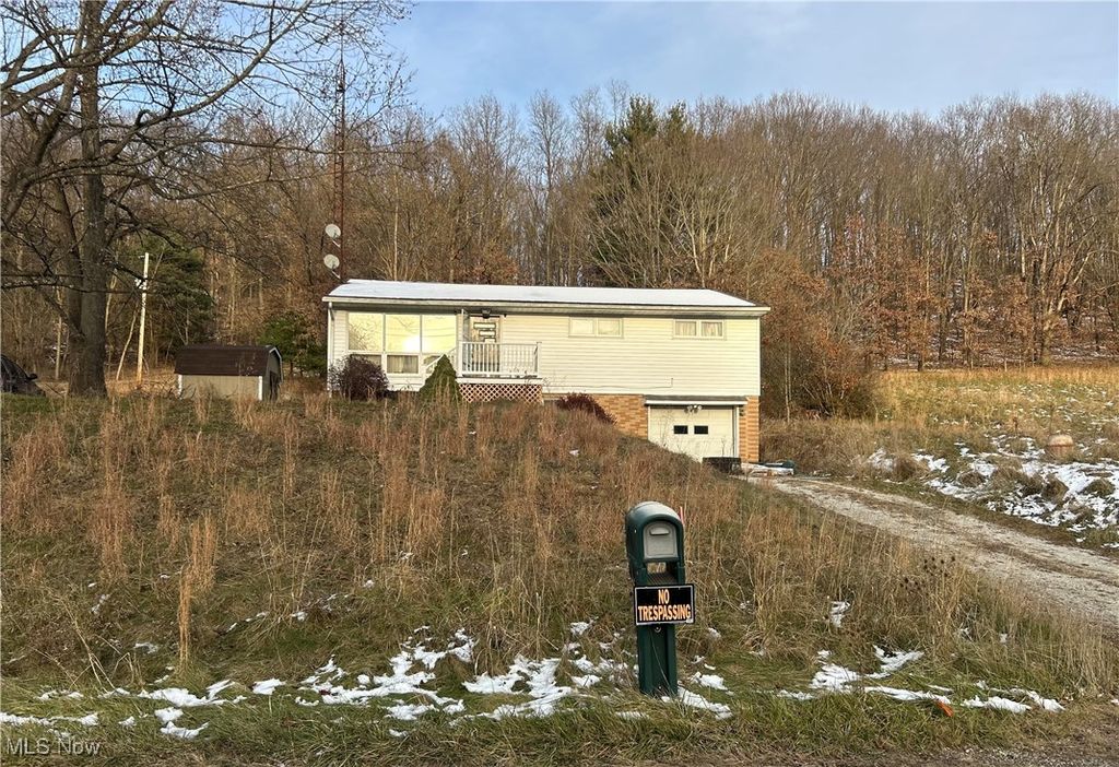 Photo of 2575 Joyce Hill Road SW, New Philadelphia, OH 44663 (MLS # 5176293)