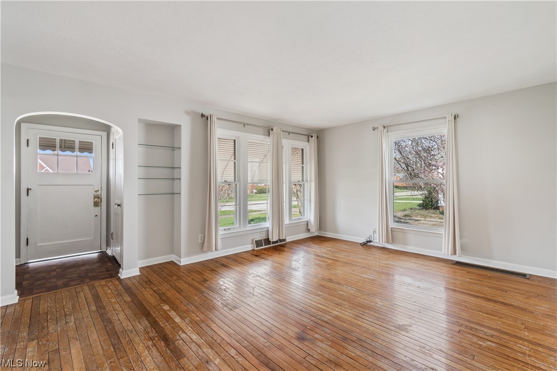 Tuxedo Farms - Residential