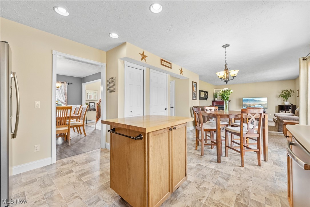 5698 Rosemont Way, Medina, Ohio image 7