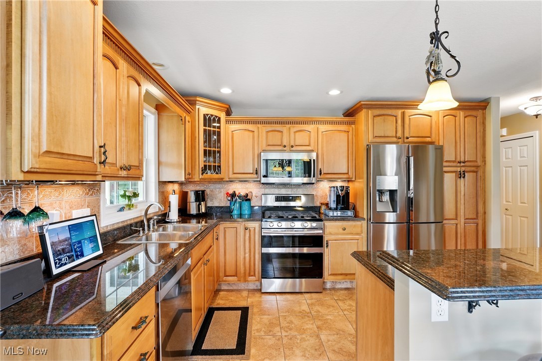 6868 Twin Oaks Court, Canfield, Ohio image 14