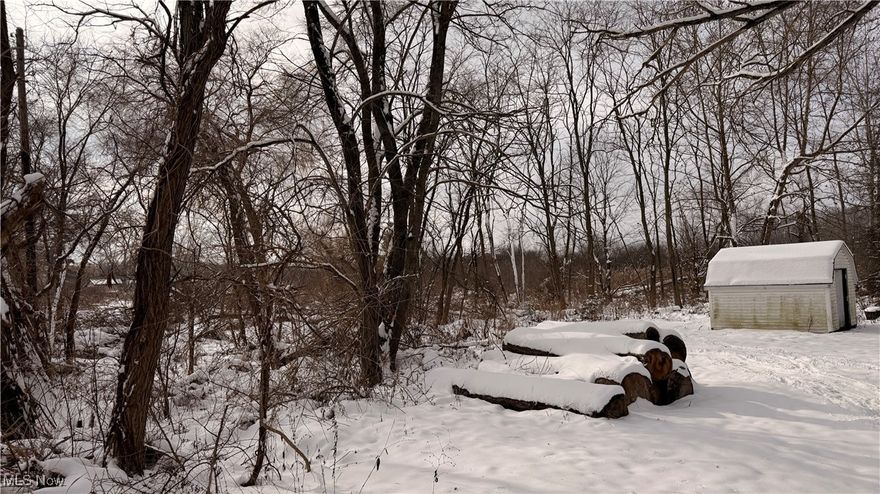 This small wooded property offers a functional mix of habitat features suited for recreational use and wildlife activity. The land includes a combination of timbered areas, thicker vegetation, and established food plots that contribute to consistent deer movement across the property. Excellent wildlife habitat offers a great hunting opportunity.  Because of its compact size, the property is easy to walk and evaluate. The layout allows a new owner to efficiently monitor wildlife patterns, maintain the food plots, or make improvements that fit their goals. The mix of open areas and wooded cover also offers flexibility for stand locations, camera placement, or general recreational enjoyment such as hiking or observing seasonal changes in vegetation and wildlife activity.