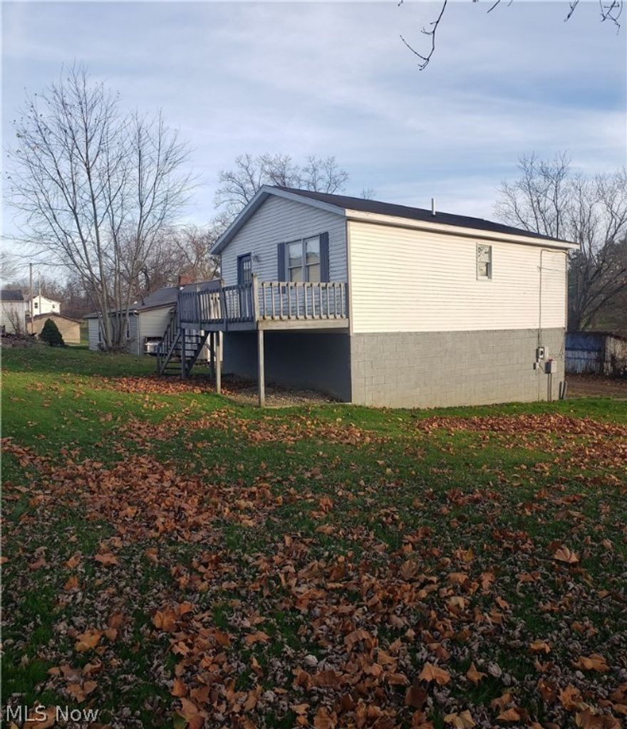Good investment property off of Sharon Ave. in Zanesville. 2 bedrooms and laundry on main level. Large lot with nice sized storage shed. Selling as-is.