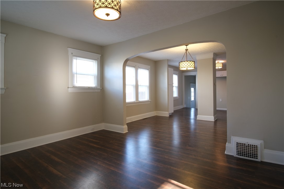 Conger-Helper Realty Cos Look - Residential