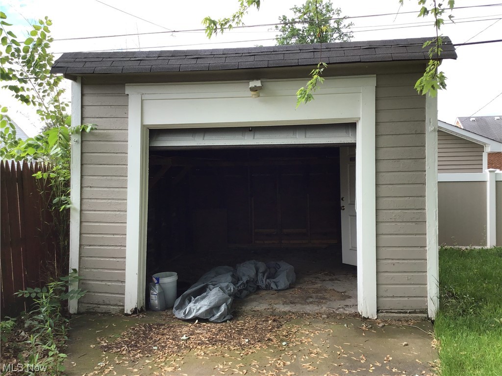 Conger-Helper Realty Cos Look - Residential