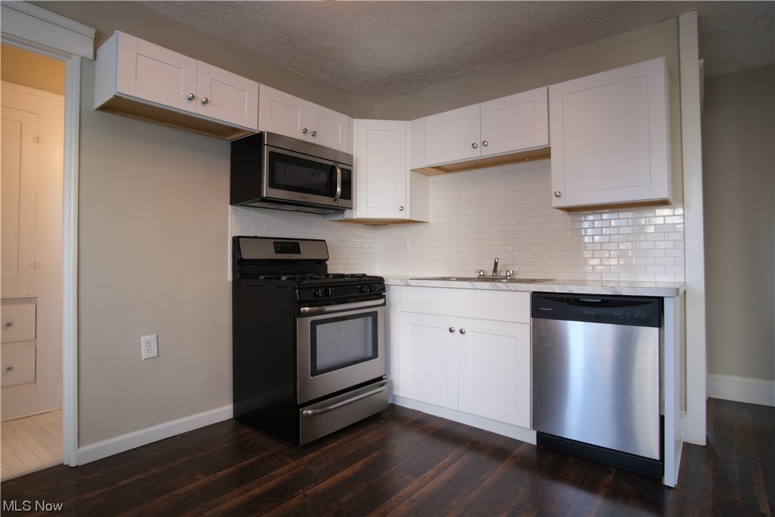 Conger-Helper Realty Cos Look - Residential