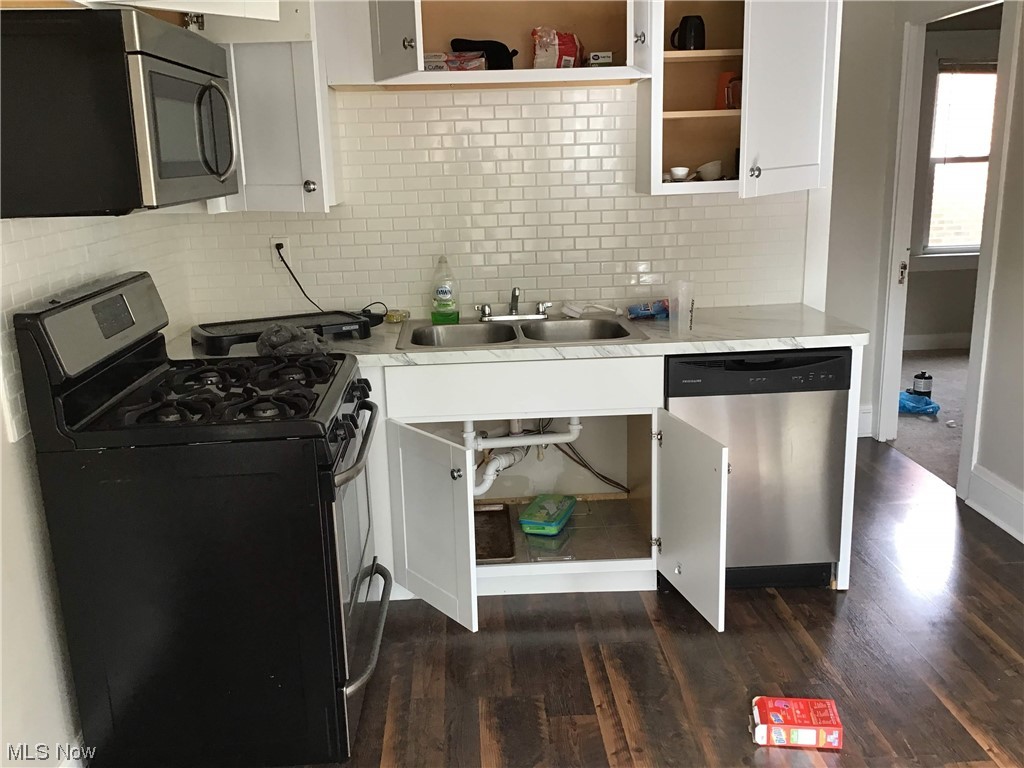 Conger-Helper Realty Cos Look - Residential