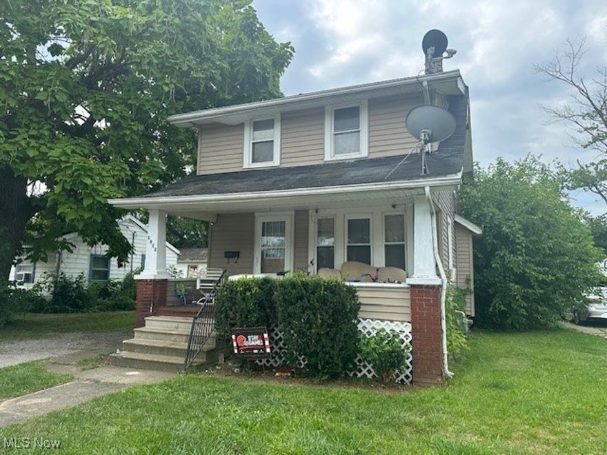 Colonial with 3 bedrooms and 1 full bath and 1,296 sq. ft., of living space. Great for owner occupants willing to put in a little work OR investors looking to buy and add some value. Many improvements such as upgraded electric panel, vinyl siding for years of worry-free maintenance, vinyl windows, newer hot water tank. Other features: front porch, driveway for plenty of off-street parking, conveniently-located near freeway access, shopping, schools, and more.