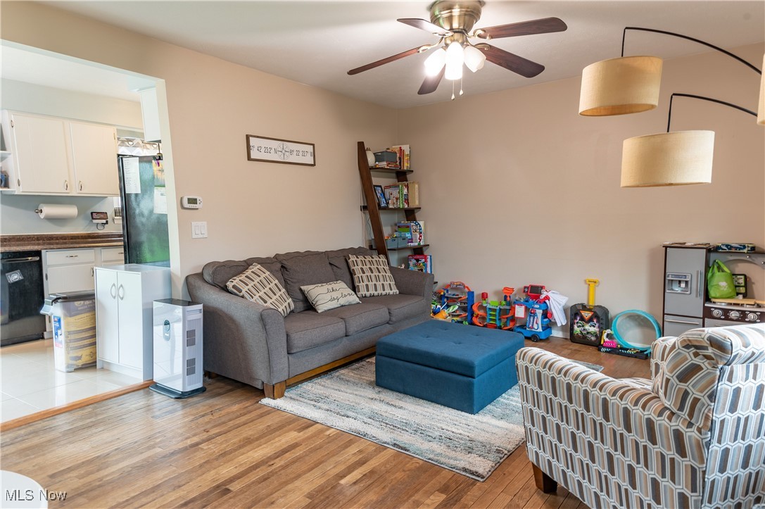 12520 Edgewater Drive #702, Lakewood, Ohio image 5