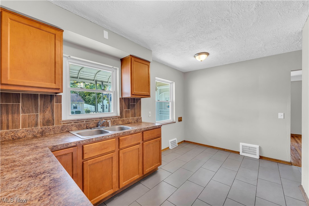 Frank Kratskys - Residential