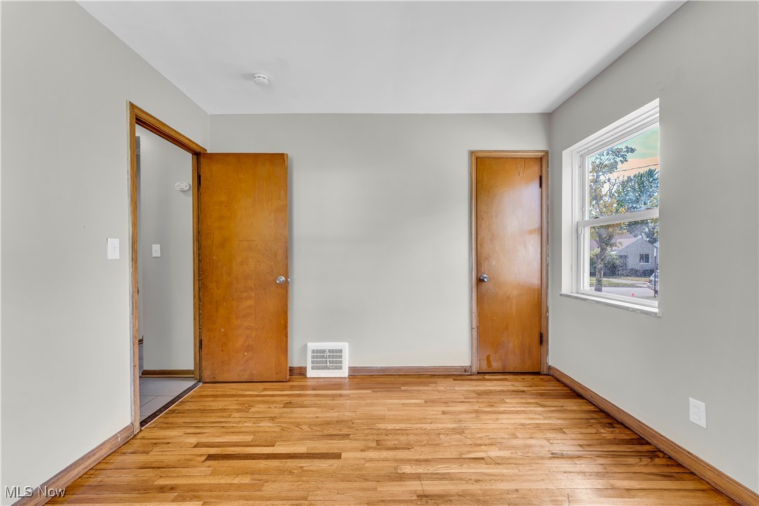 Frank Kratskys - Residential