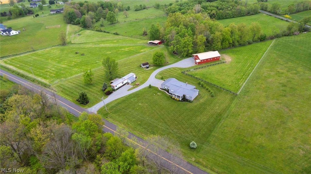 Photo of 8582 Dundee Wilmot Road RD, Dundee, OH 44624 (MLS # 5210993)