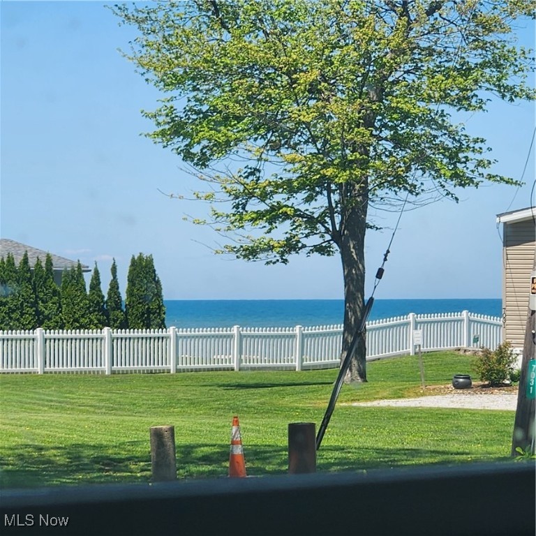 7052 Whitesands Boulevard, Madison, Ohio image 12