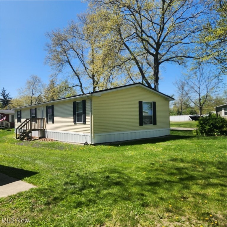 7052 Whitesands Boulevard, Madison, Ohio image 4