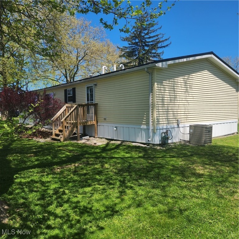 7052 Whitesands Boulevard, Madison, Ohio image 2