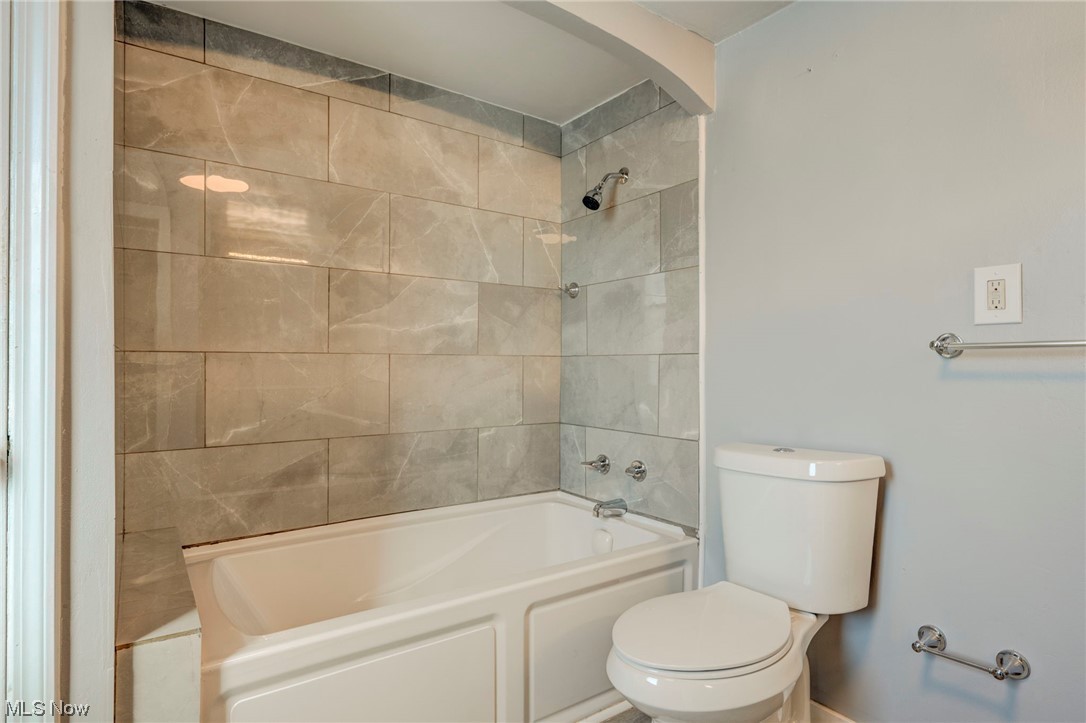 Rtrld - Residential Lease