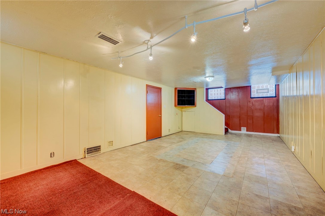 Rtrld - Residential Lease